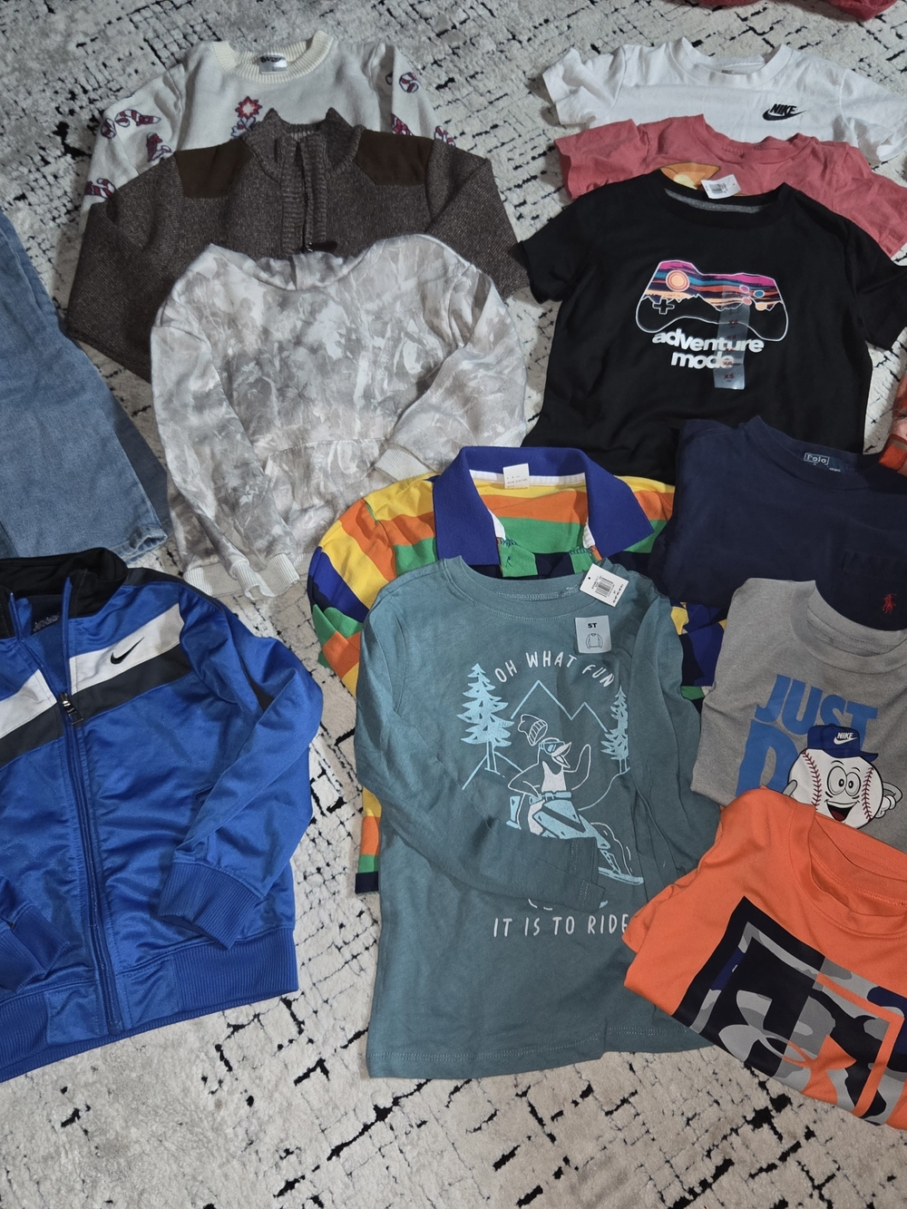 Boys Clothing Lot Fall size 4/5 pants ,tops etc 17 Pieces